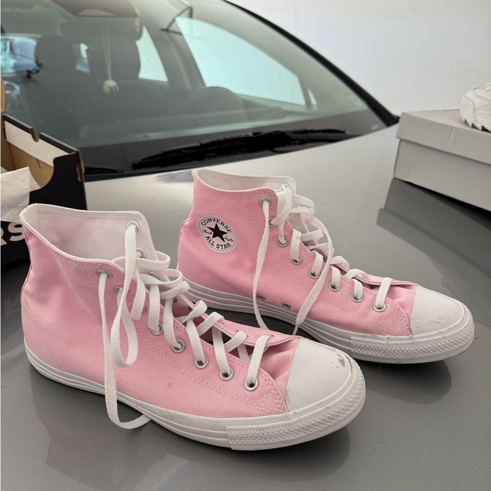Converse Women's Light Pink High-Top Sneakers